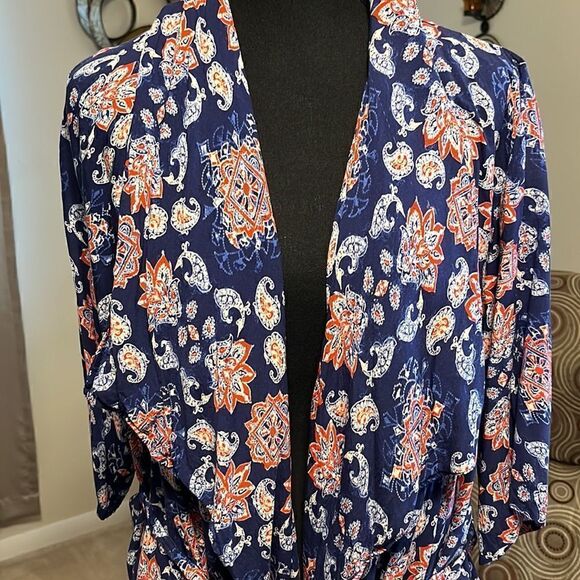 HOLLISTER Open Cover Size Medium - Picture 2 of 5